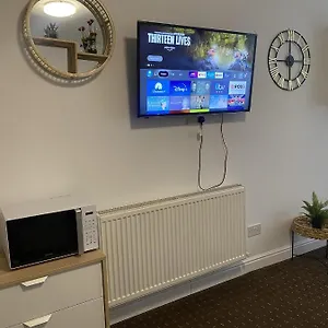 Apartment Bv Comfy At Deighton, Huddersfield